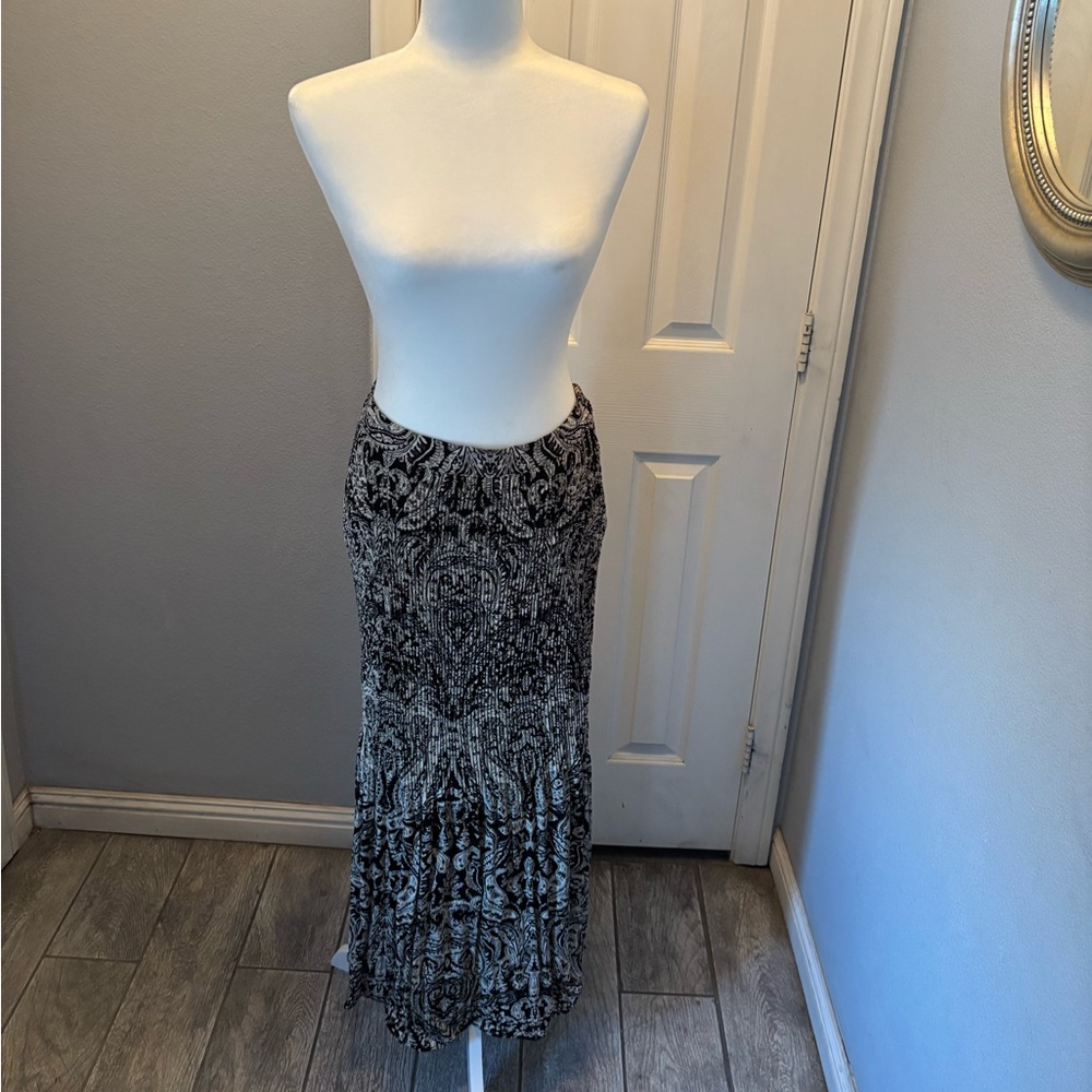 Black and tan maxi skirt